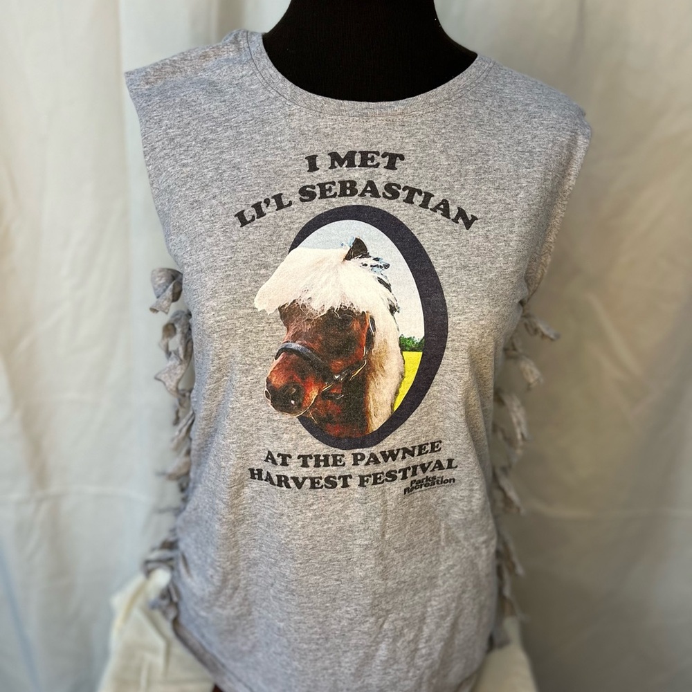 Parks & Rec Gray Graphic Tank Top